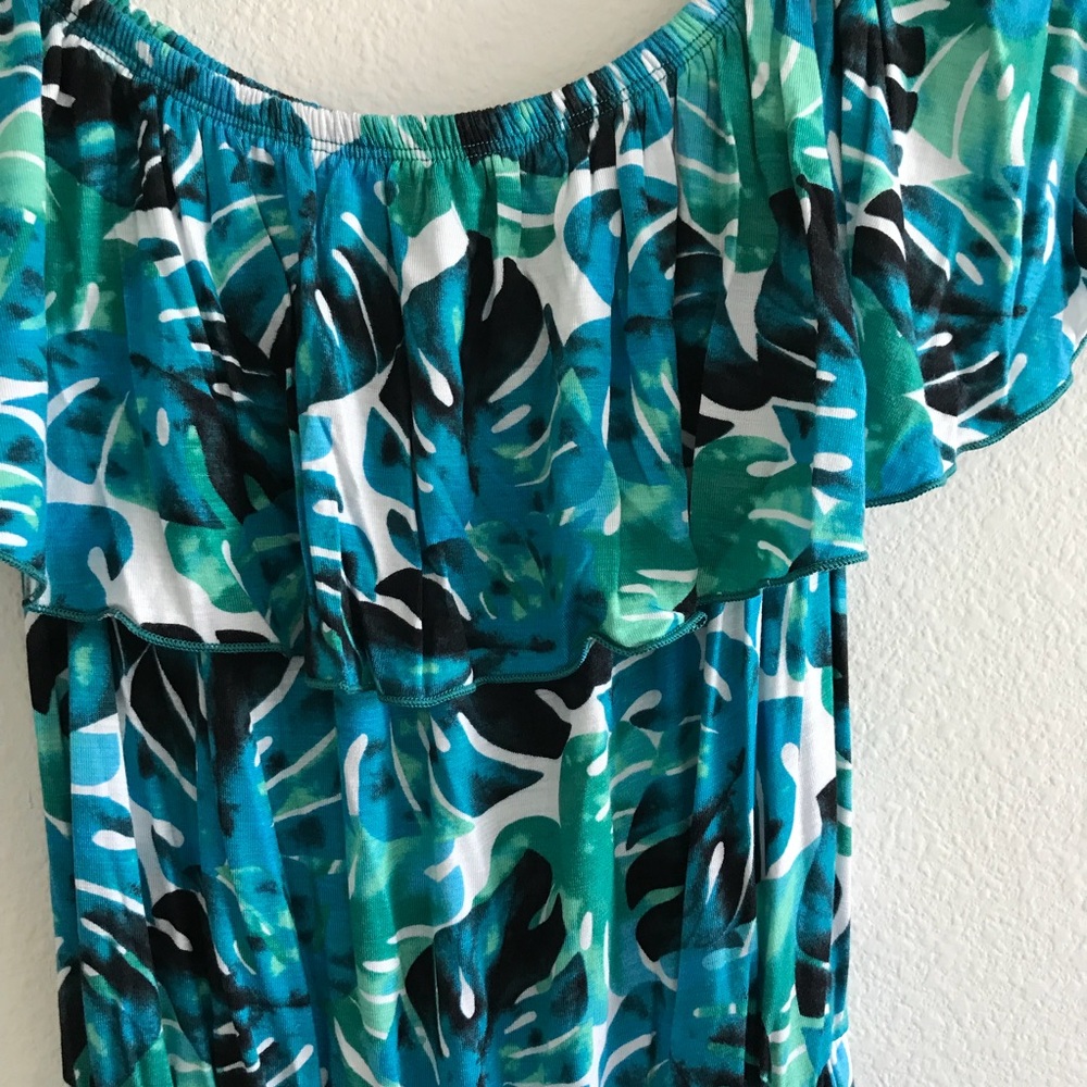☀️LAST1️⃣//OFF SHOULDER PALM LEAVES ROMPER - Picture 7 of 11